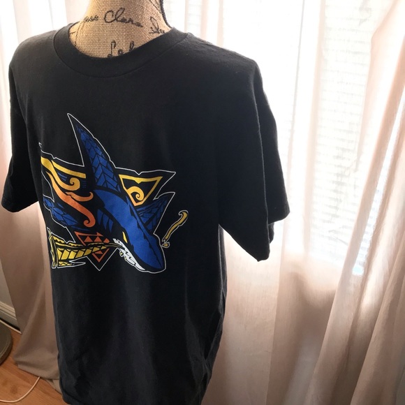 Cukui Sharks Tee - Picture 2 of 2